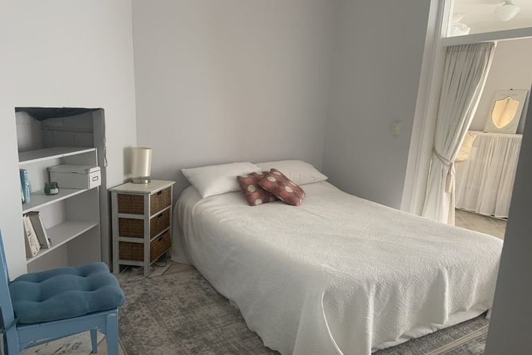 Photo of property in 4/140 Calliope Road, Stanley Point, Auckland, 0624