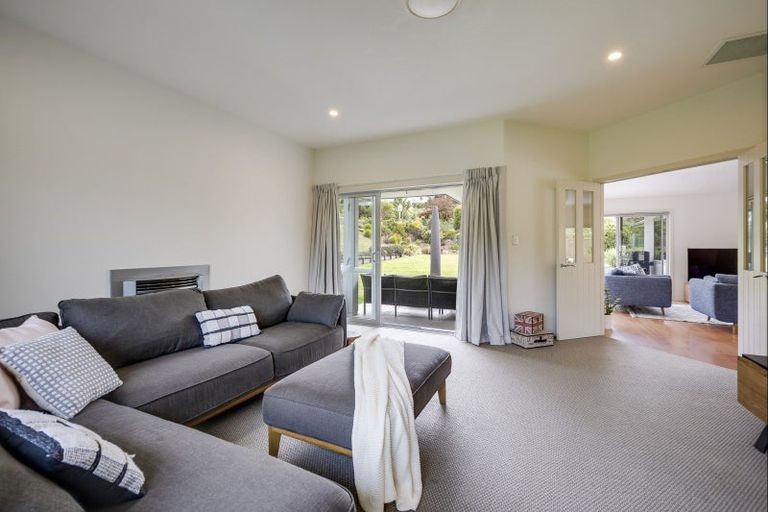 Photo of property in 143 Kent Terrace, Taradale, Napier, 4112