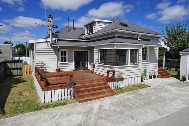 Photo of property in 50 Norton Road, Frankton, Hamilton, 3204