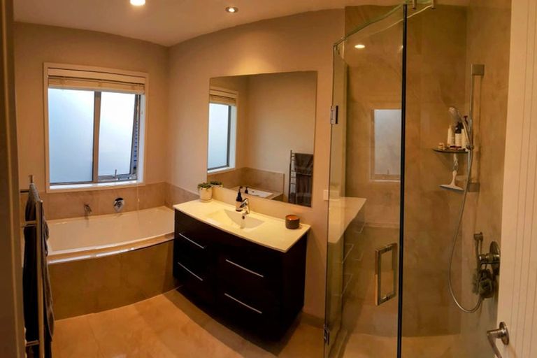 Photo of property in 11 Bianca Court, Karaka, Papakura, 2113