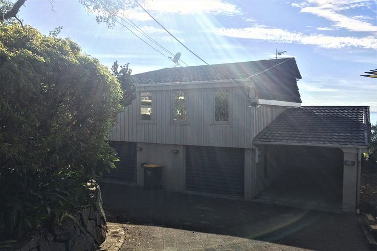 Photo of property in 23 Churchill Road, Murrays Bay, Auckland, 0630