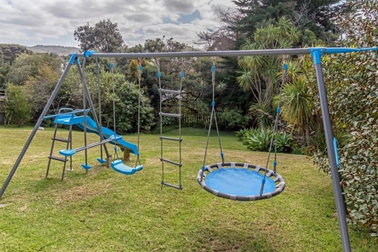 Photo of property in 15 Hillcrest Road, Hatfields Beach, Orewa, 0931