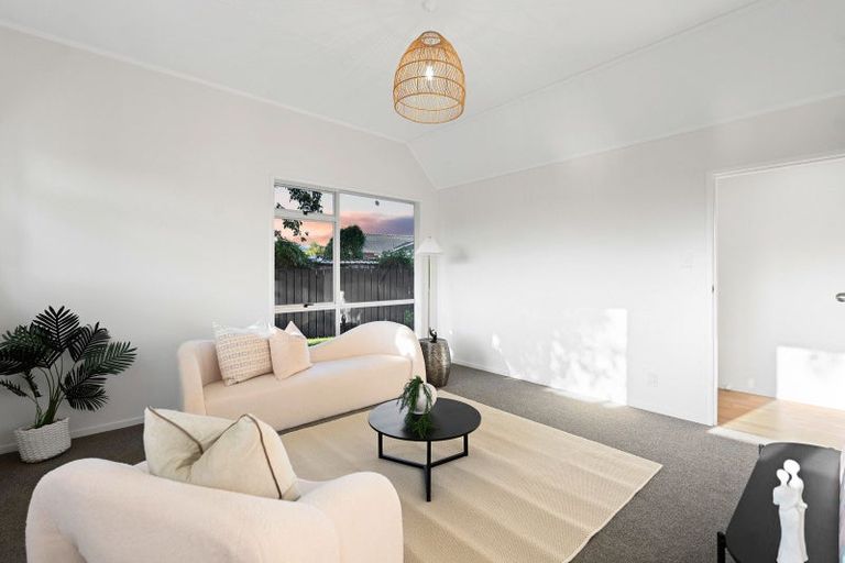 Photo of property in 19 Morrow Avenue, St Andrews, Hamilton, 3200