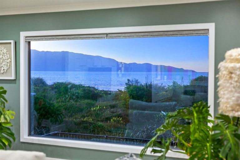 Photo of property in 249 Manly Street, Paraparaumu Beach, Paraparaumu, 5032