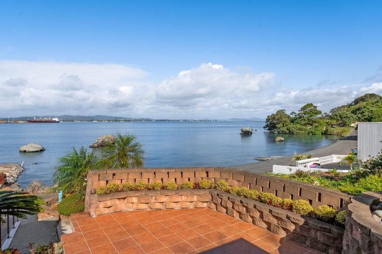 Photo of property in 23 Beach Road, Whangarei Heads, Whangarei, 0174