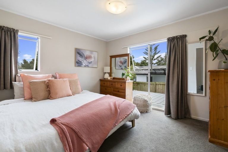Photo of property in 7 Vonnell Place, Birkdale, Auckland, 0626