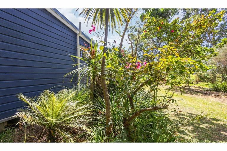 Photo of property in 1059 Pouto Road, Te Kopuru, 0391