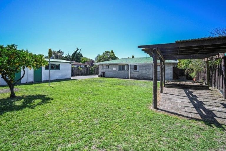 Photo of property in 20 Cartier Crescent, Flaxmere, Hastings, 4120