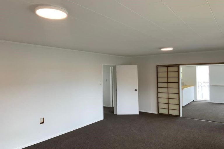 Photo of property in 13 Oriwa Street, Waikanae, 5036