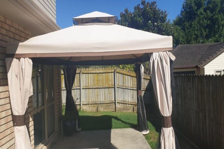 Photo of property in 12 Orbit Place, Flat Bush, Auckland, 2019