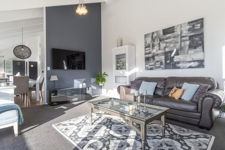 Photo of property in 8 Awanui Place, Welcome Bay, Tauranga, 3112