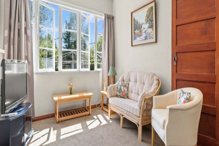 Photo of property in 122 Essex Street, Masterton, 5810