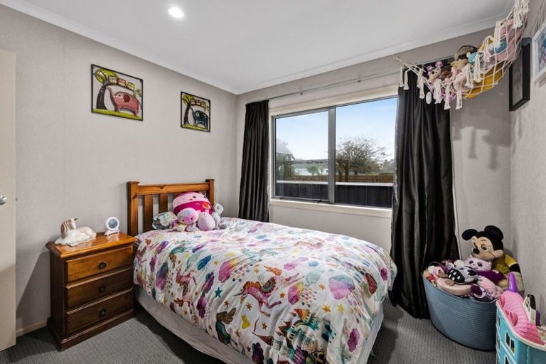 Photo of property in 13 Craig Street, Stratford, 4332