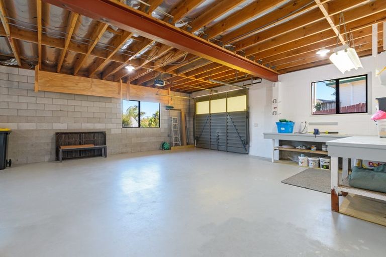 Photo of property in 15 Philomel Crest, Welcome Bay, Tauranga, 3112