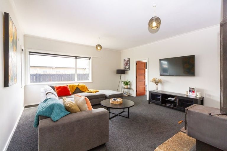 Photo of property in 183 Ruahine Street, Roslyn, Palmerston North, 4414