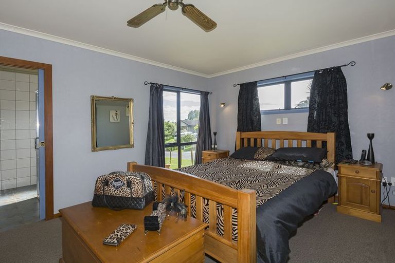 Photo of property in 20 Cashmere Way, Welcome Bay, Tauranga, 3112