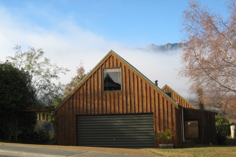 Photo of property in 11 Remarkables Crescent, Frankton, Queenstown, 9300