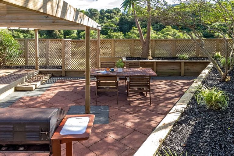 Photo of property in 1/47 Headcorn Place, Botany Downs, Auckland, 2010