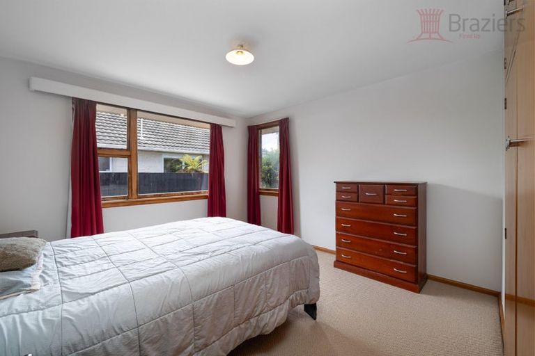 Photo of property in 2/120 Estuary Road, South New Brighton, Christchurch, 8062