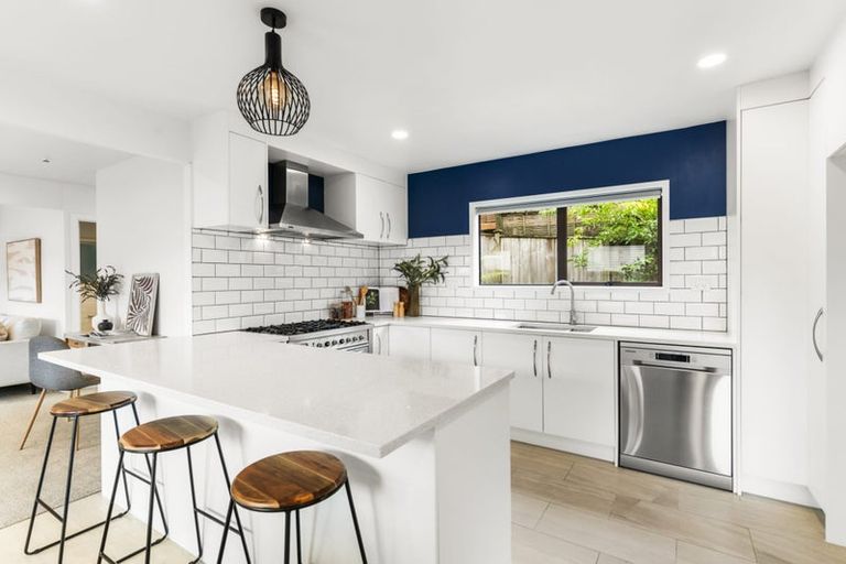 Photo of property in 2/49 Mozeley Avenue, Devonport, Auckland, 0624