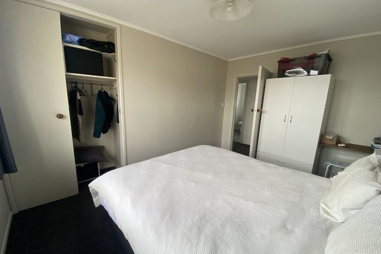 Photo of property in 31 Crocombe Crescent, Beach Haven, Auckland, 0626