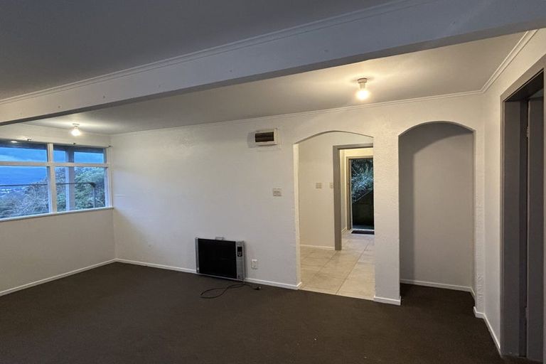 Photo of property in 81 Mills Road, Brooklyn, Wellington, 6021