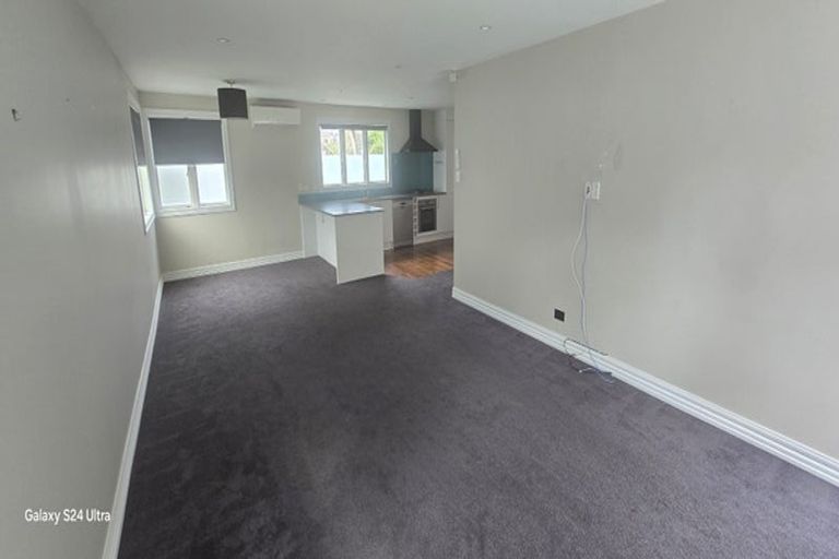 Photo of property in 25 Glenfern Road, Mellons Bay, Auckland, 2014
