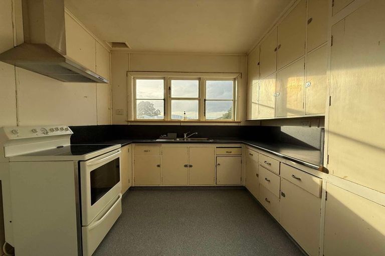 Photo of property in 6 Colonel Place, Featherston, 5710