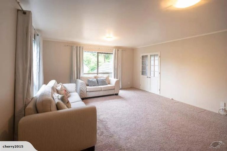 Photo of property in 10 Tio Tio Road, Miramar, Wellington, 6022