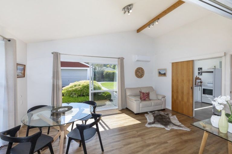 Photo of property in 55 Landsdowne Terrace, Cashmere, Christchurch, 8022
