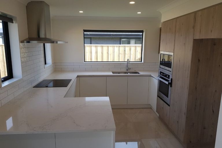 Photo of property in 76b Watkins Drive, Rangiora, 7400