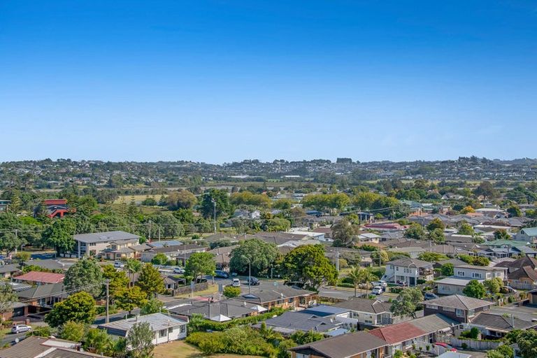 Photo of property in 1011/11 Tamariki Avenue, Kelston, Auckland, 0602