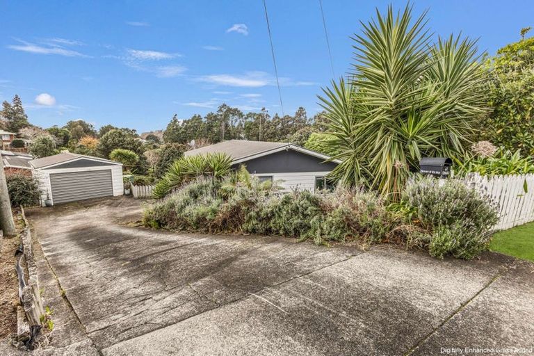 Photo of property in 42 Omata Road, Marfell, New Plymouth, 4310