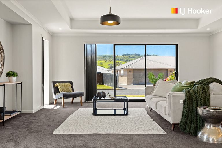 Photo of property in 5 Tate Crescent, Green Island, Dunedin, 9018