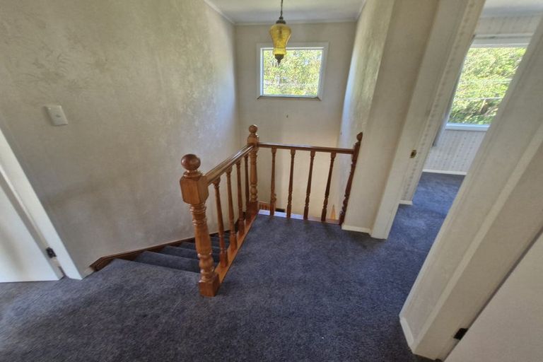 Photo of property in 13 Waikare Street, Karori, Wellington, 6012