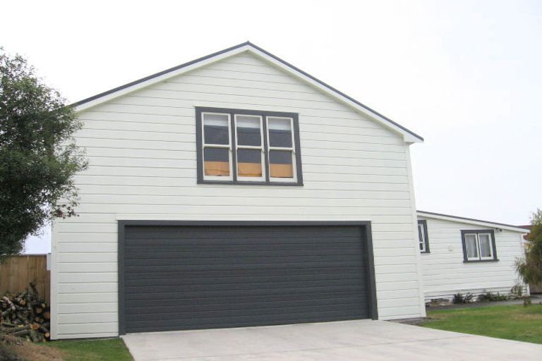 Photo of property in 1/2a Blenheim Street, Taradale, Napier, 4112