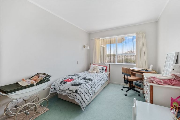 Photo of property in 10 Spinnaker Drive, Whitby, Porirua, 5024