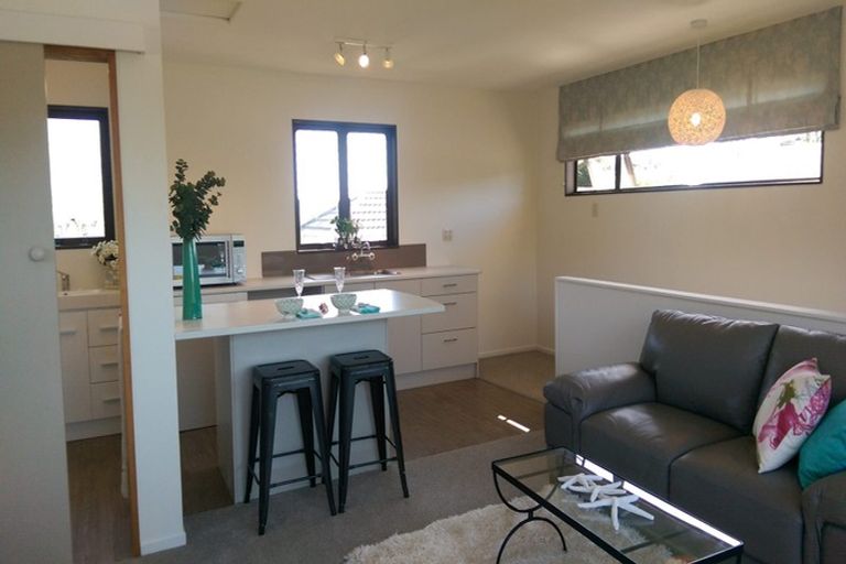 Photo of property in 2a Te Uruhi Grove, Paraparaumu, 5032