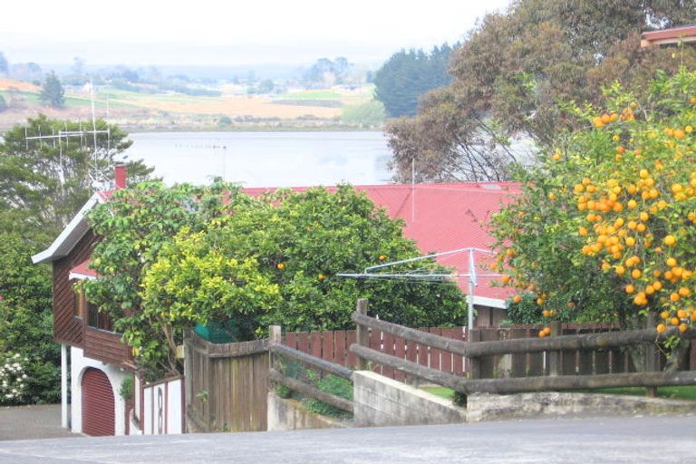 Photo of property in 8 Sunny Bay Road, Matua, Tauranga, 3110