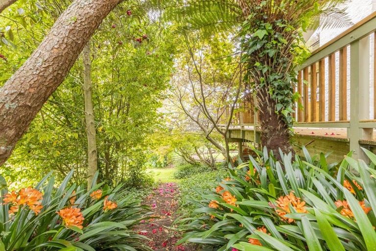 Photo of property in 25 Abbotsford Road, Waipawa, 4210