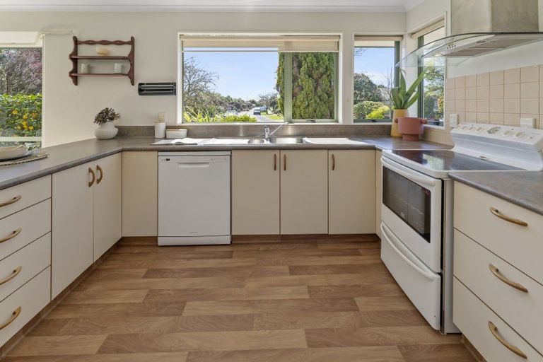 Photo of property in 21 Duffy Place, Stoke, Nelson, 7011