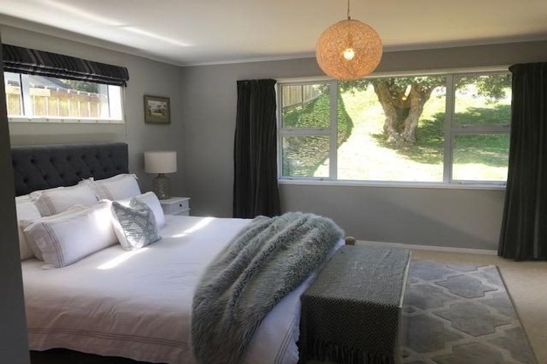 Photo of property in 15 Cunliffe Street, Johnsonville, Wellington, 6037