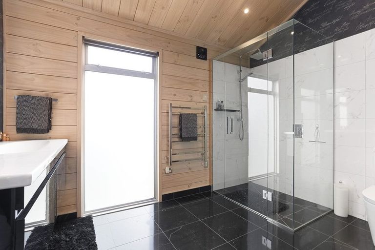 Photo of property in 57 Rautahi Terrace, Redvale, Albany, 0792