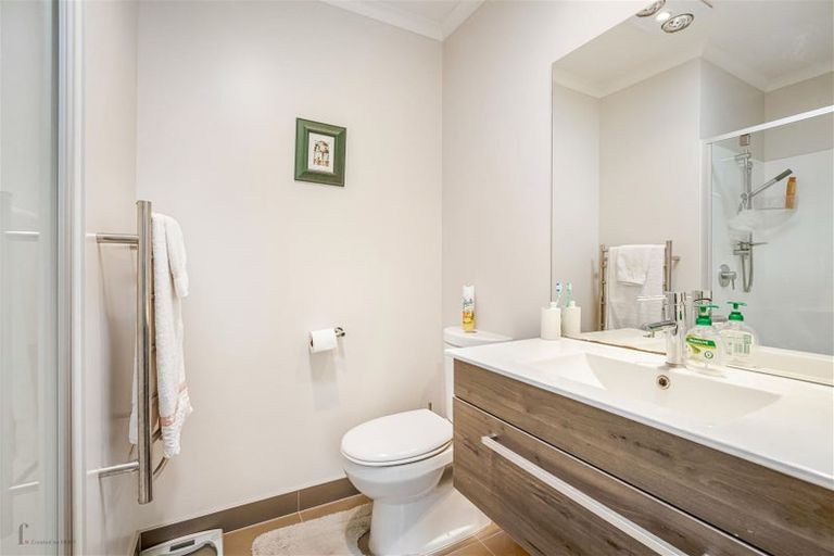 Photo of property in 3 Waiarohia Place, Hobsonville, Auckland, 0616