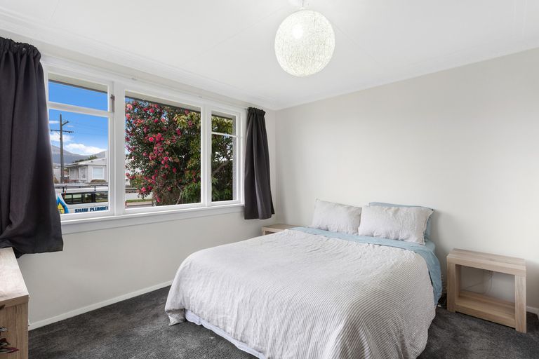 Photo of property in 12 Graham Street, Mosgiel, 9024