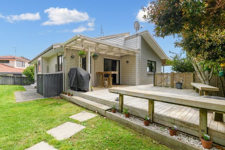 Photo of property in 19 Victory Street, Welcome Bay, Tauranga, 3112