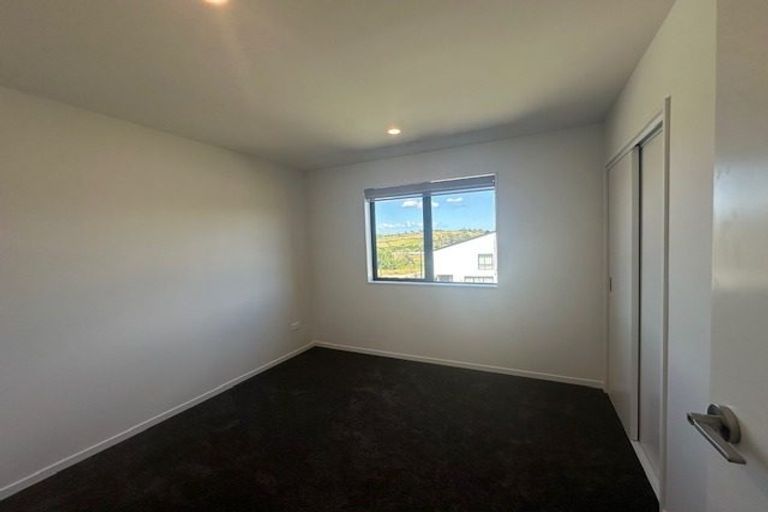 Photo of property in 169 Henwood Road, Westgate, 0814