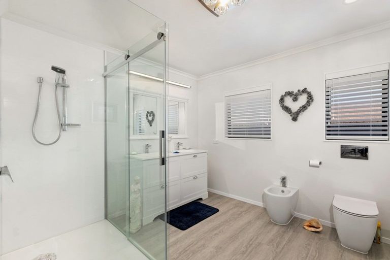 Photo of property in 21 Balmacewen Place, Mount Maunganui, 3116