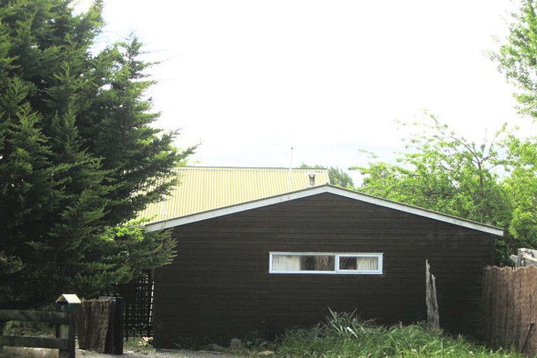 Photo of property in 6 Allin Drive, Waikuku Beach, 7402