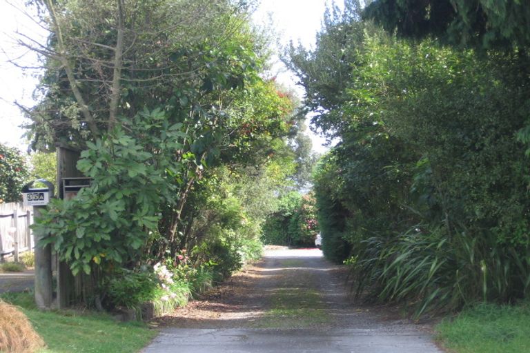 Photo of property in 33 Otupai Street, Two Mile Bay, Taupo, 3330